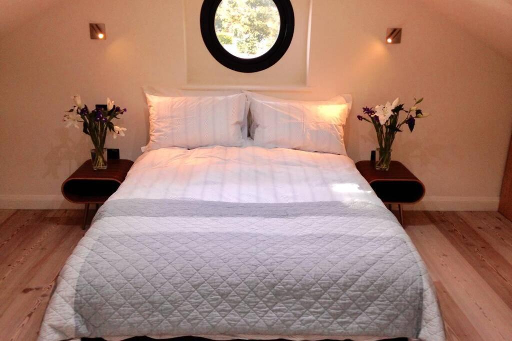 Luxury Coach House Next To Woodland In Knutsford Villa Ngoại thất bức ảnh