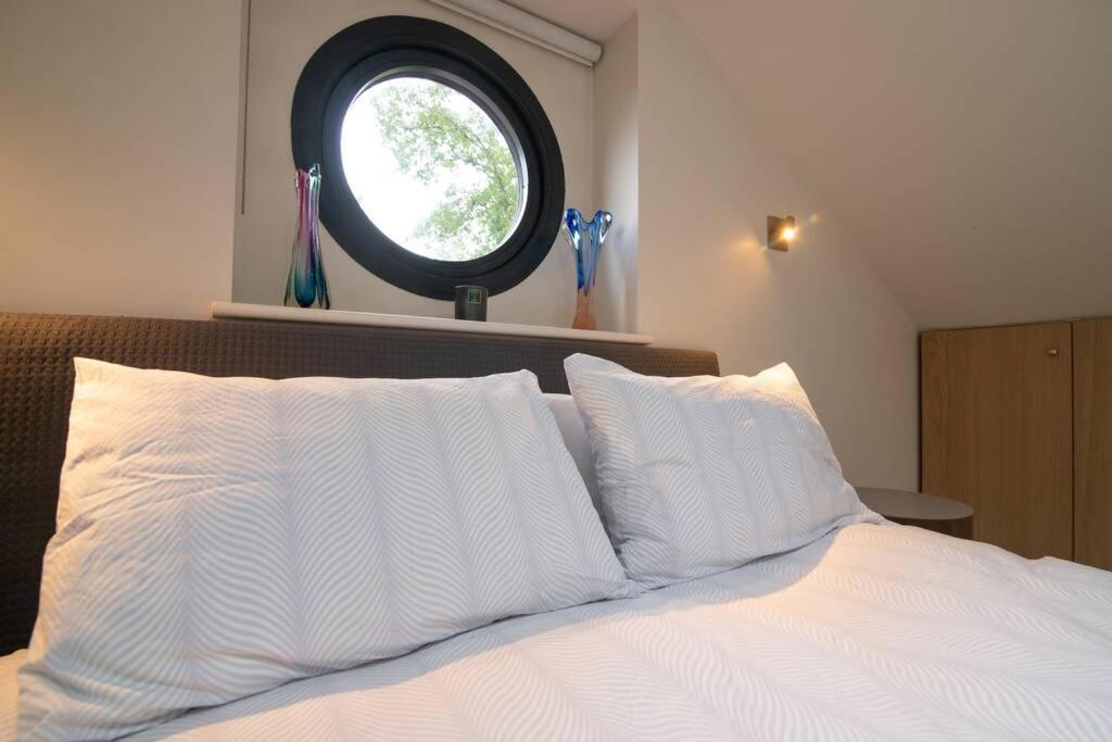 Luxury Coach House Next To Woodland In Knutsford Villa Ngoại thất bức ảnh